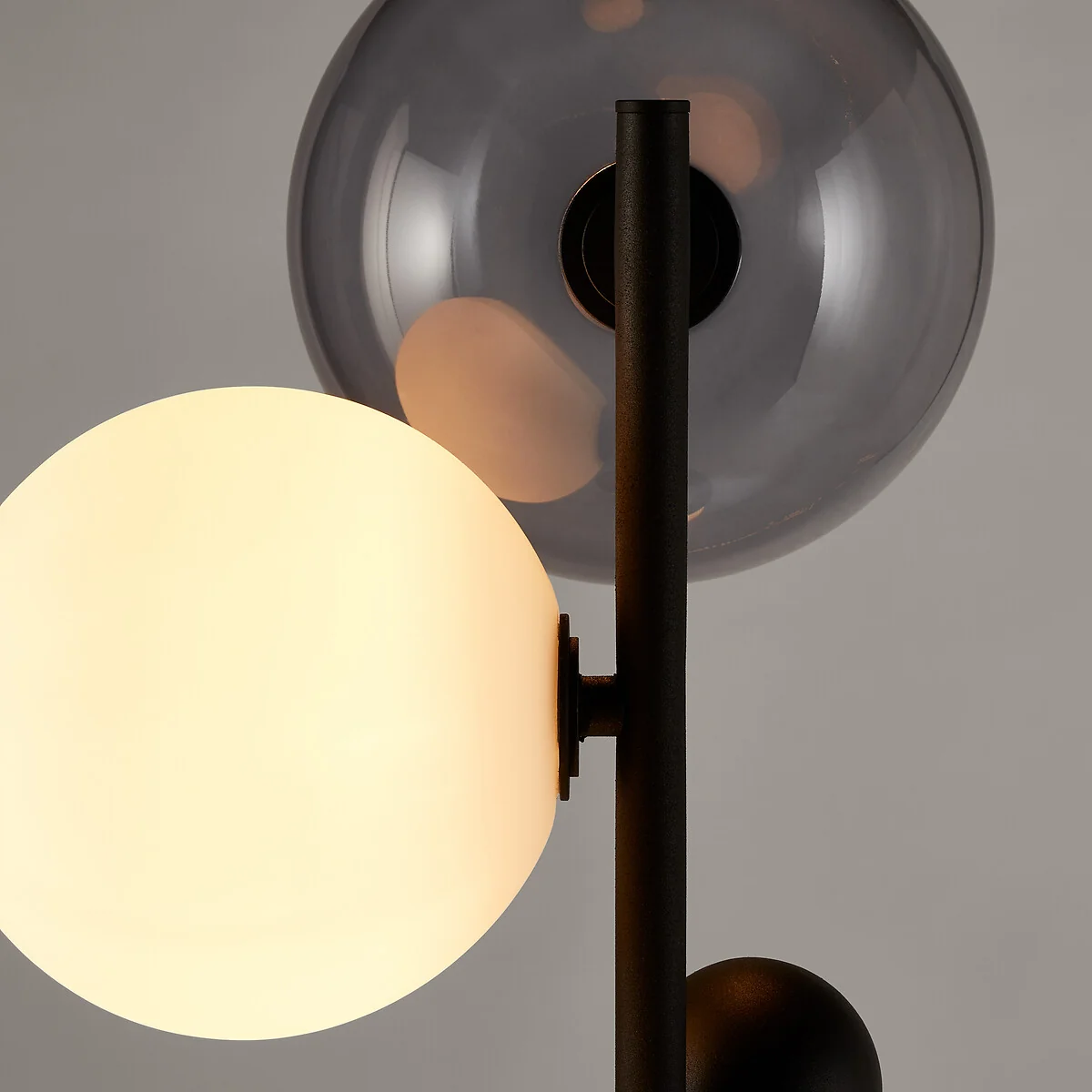 Bullesco Smoked Glass and Metal Floor Lamp – image 7