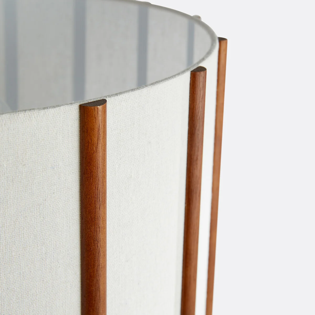 Vintela Rubberwood & Linen Floor Lamp – image 5
