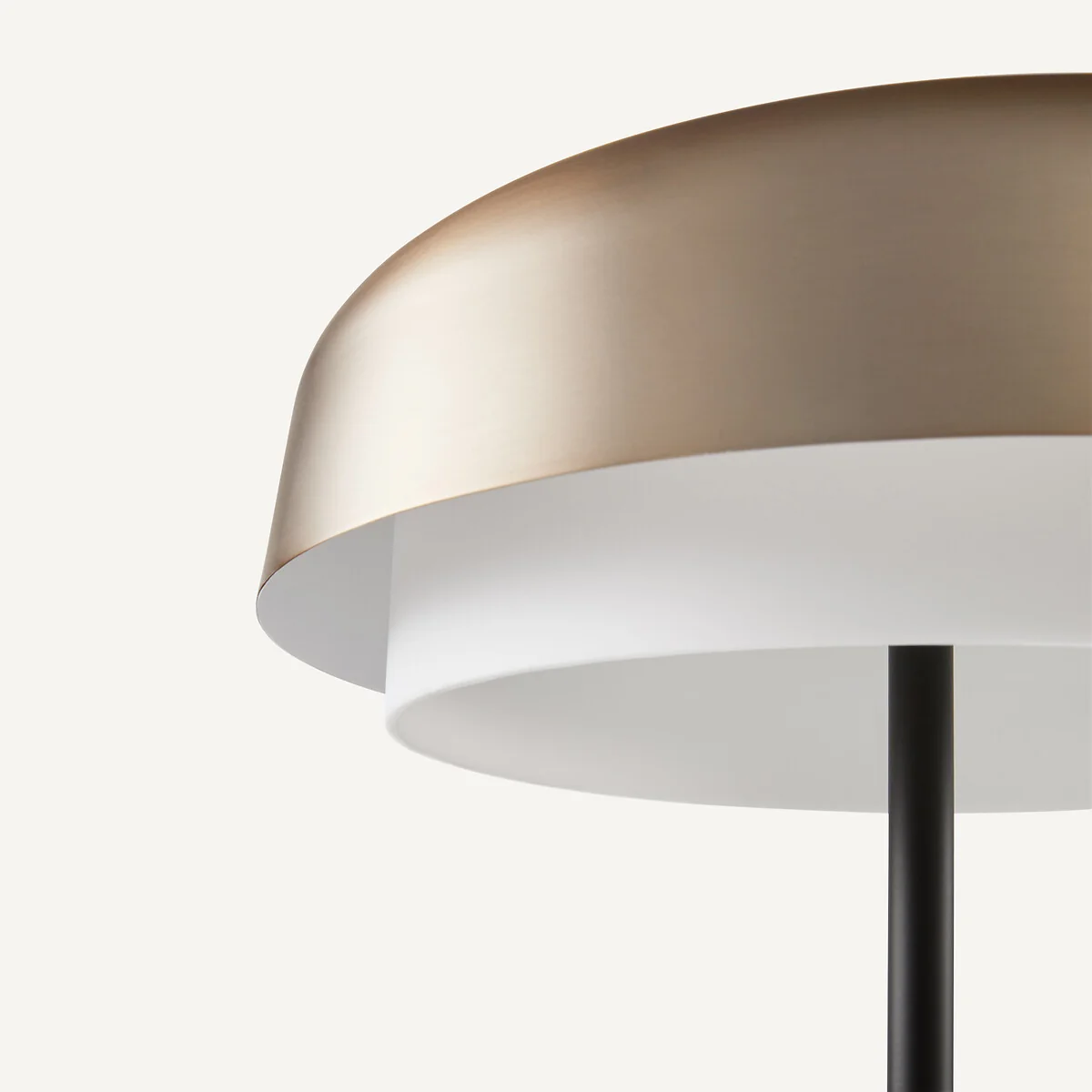 Clepsos Metal & Marble Lamp – image 5