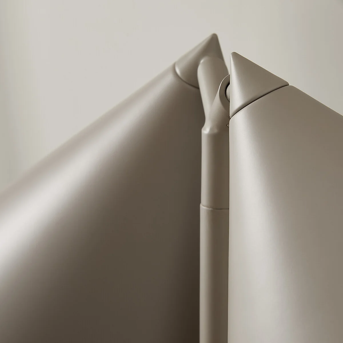 Moke Metal Floor Reading Lamp – image 6