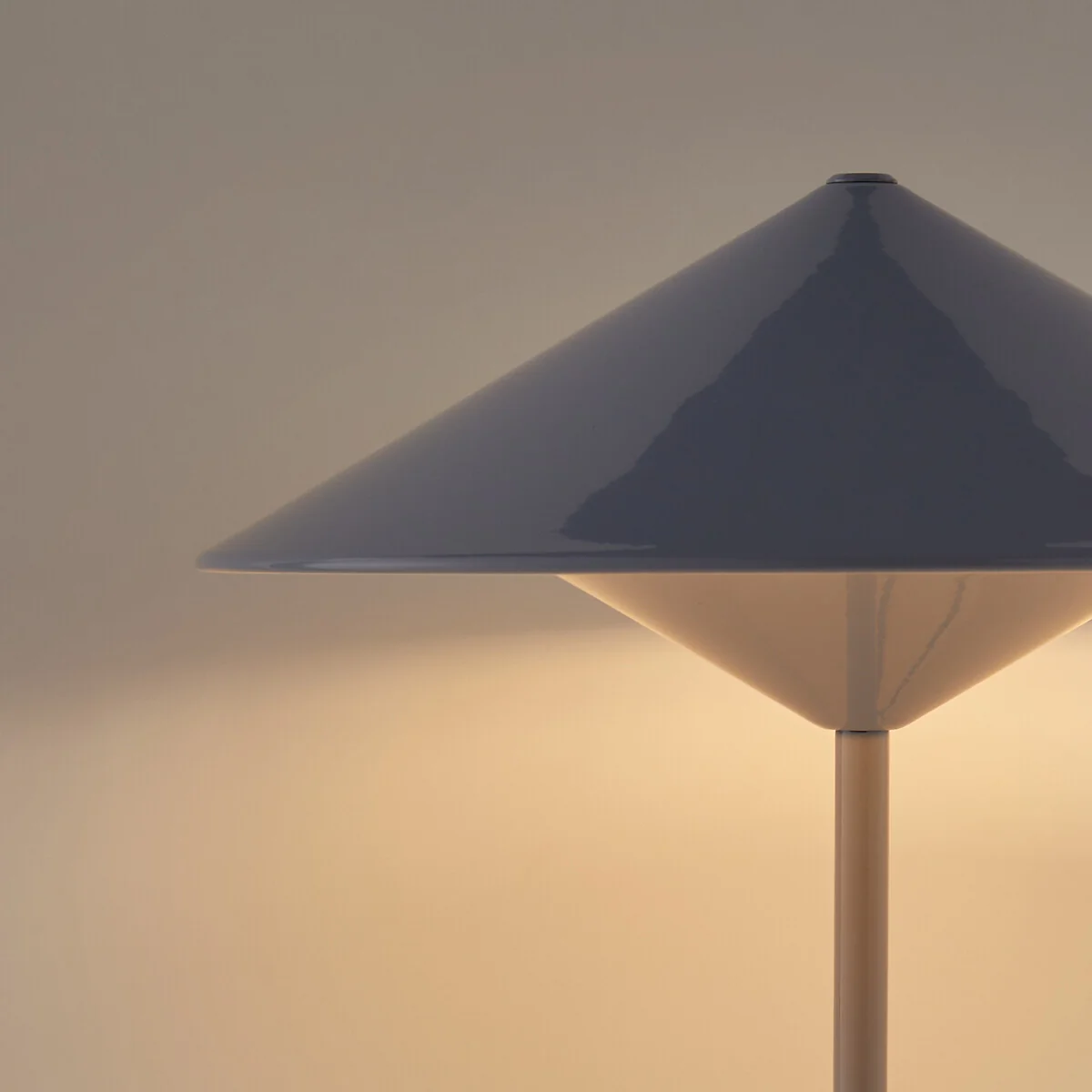 Coney Iron Table Lamp – image 4