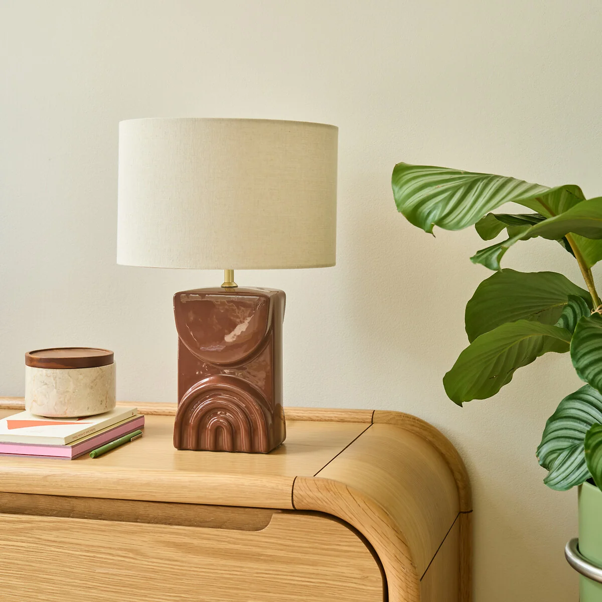 Topia Ceramic & Linen Table Lamp – image 2