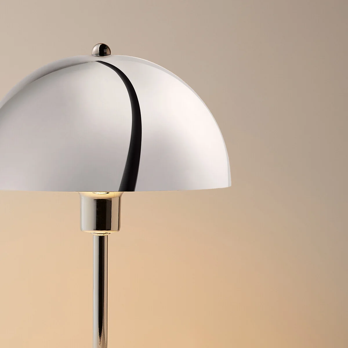 Mushroom Table Lamp in Chrome Metal Capi – image 4