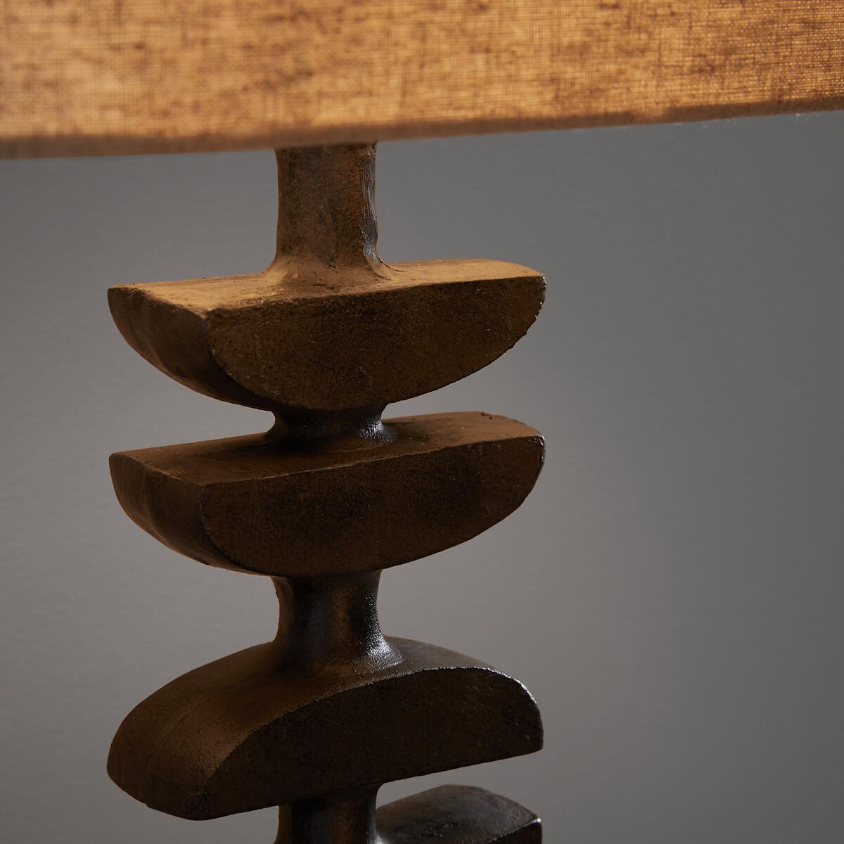 Odyha Sculptural Iron Lamp with Linen Shade – image 3