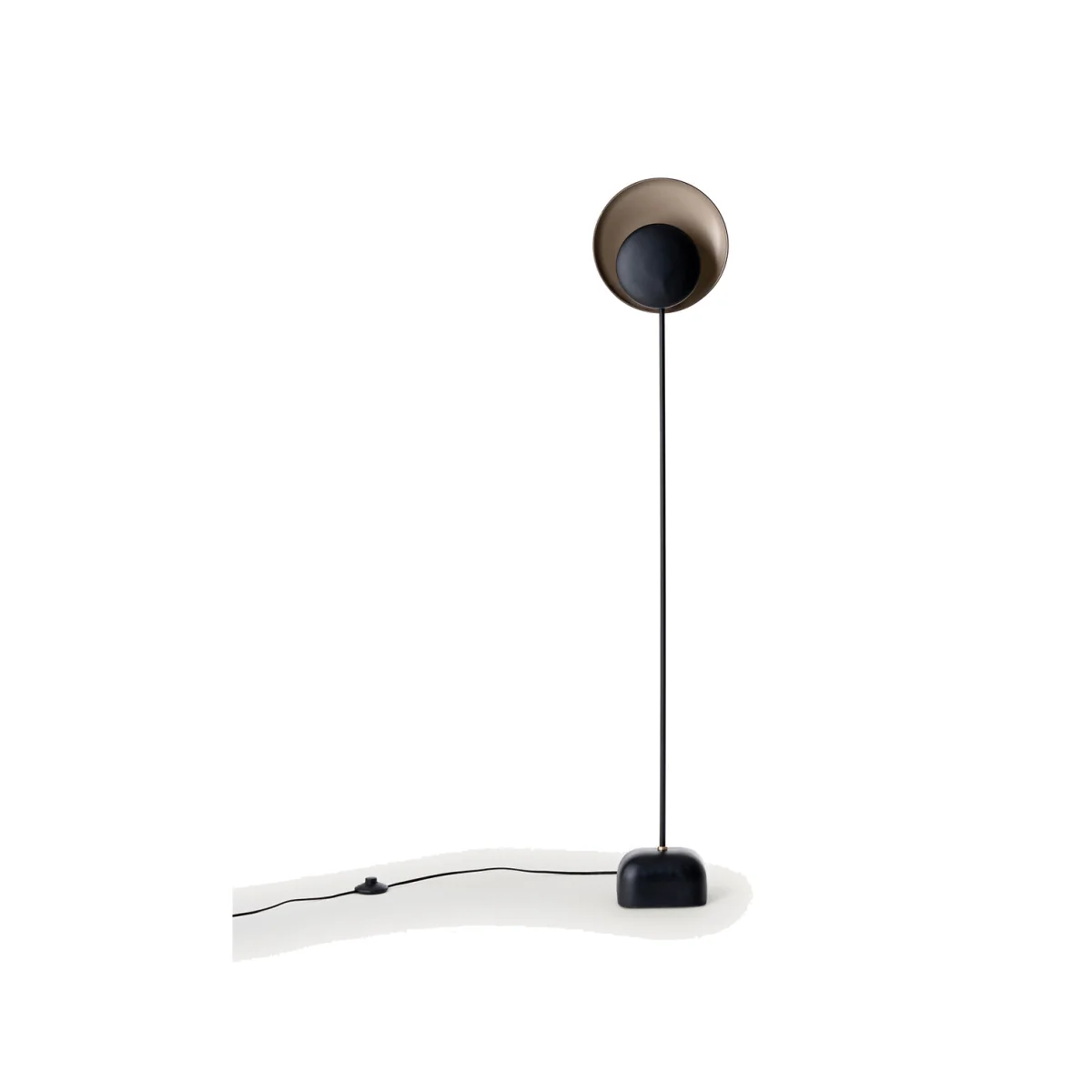 Naton Black and Mocha Metal Reflector Floor Lamp – image 1