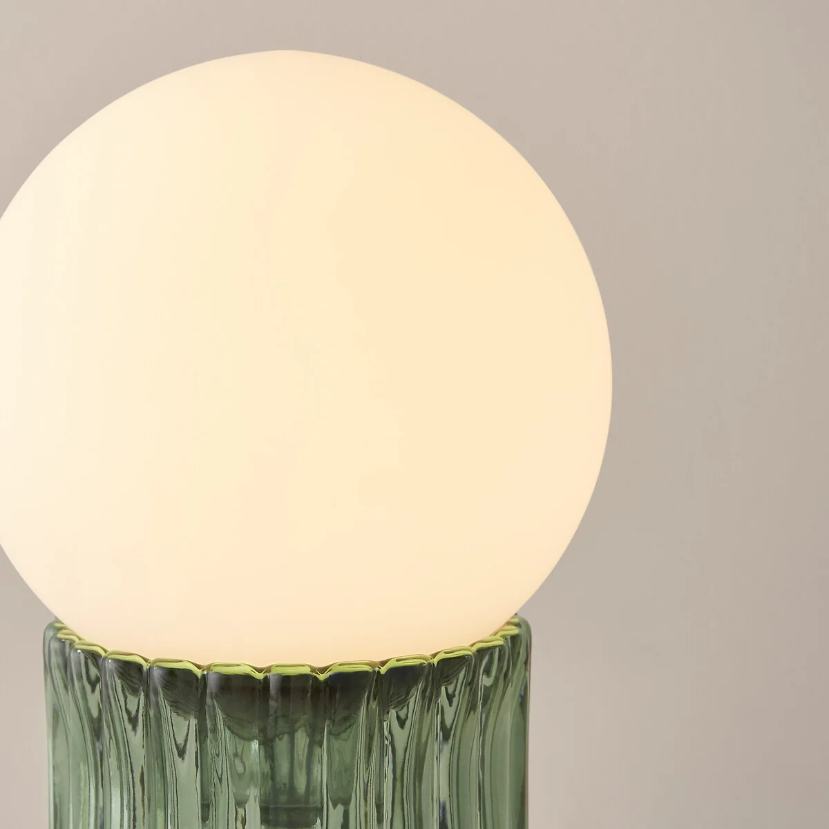 Dima Opaline & Coloured / Streaked Glass Lamp – image 4