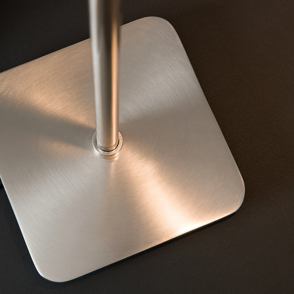 Girevole Satin Nickel Spot Lamp – image 10
