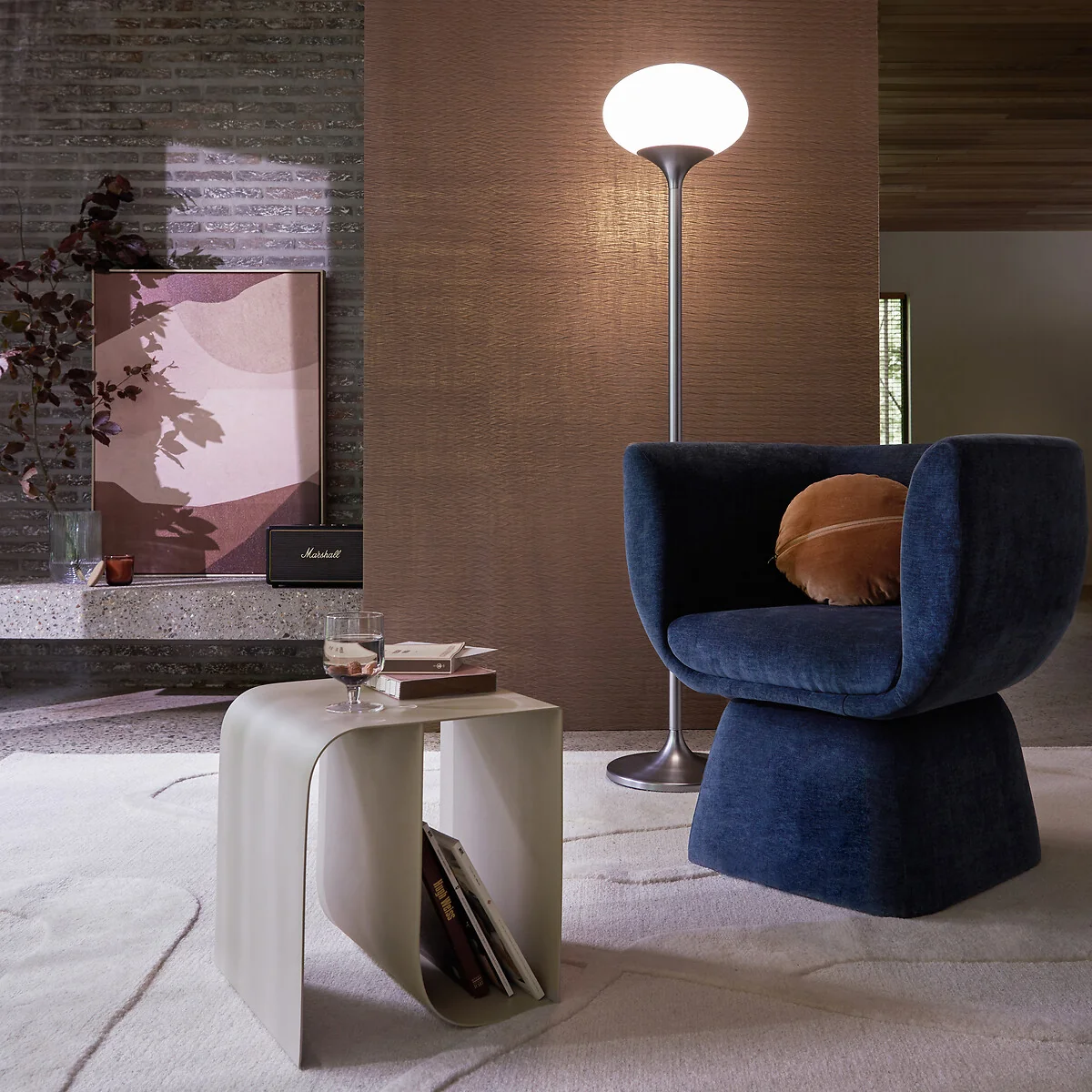 Merisa Chrome Metal & Opaline Floor Lamp – image 2