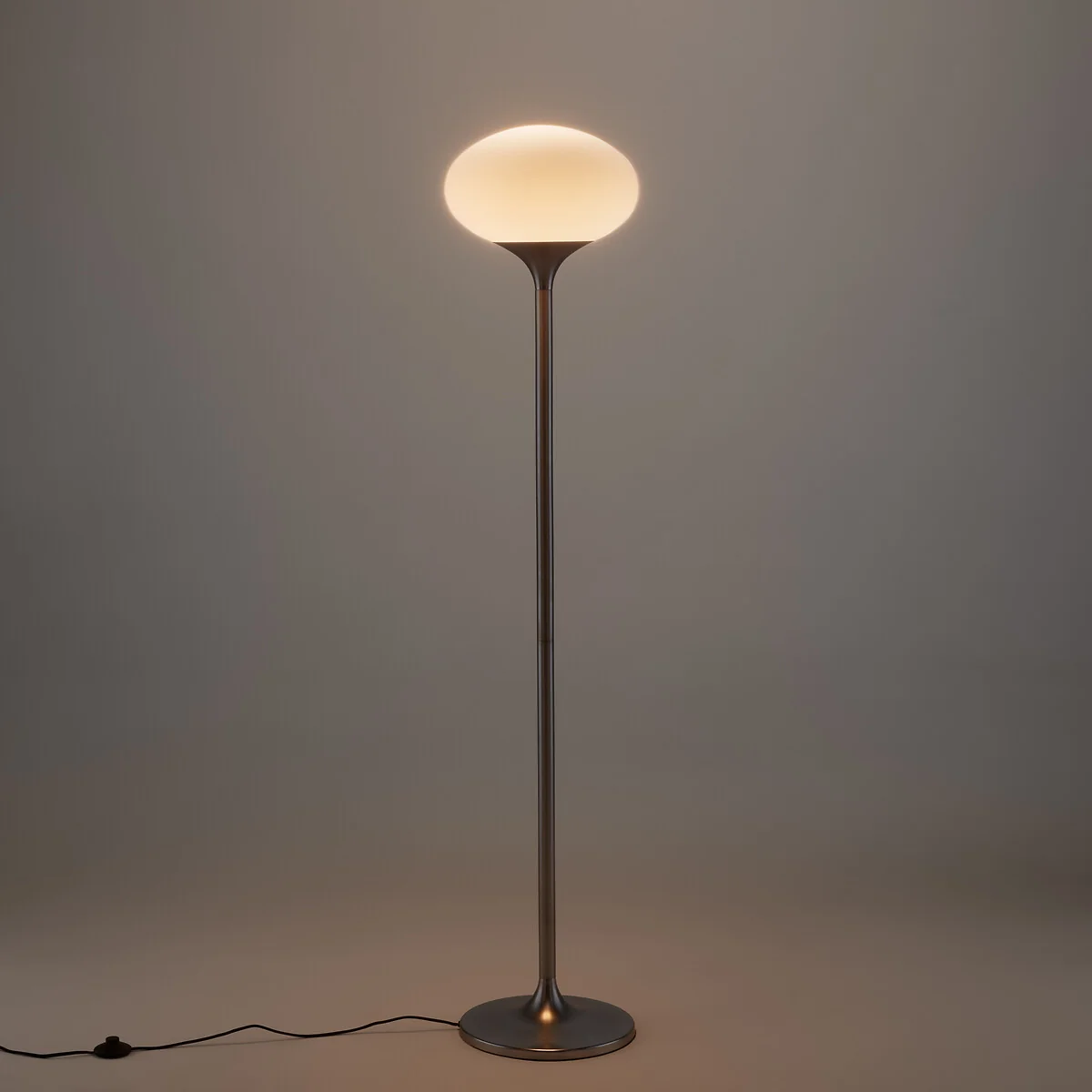 Merisa Chrome Metal & Opaline Floor Lamp – image 3