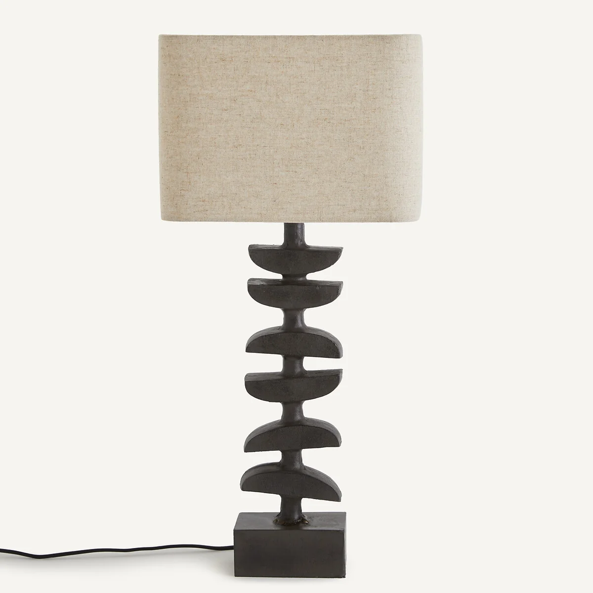 Odyha Sculptural Iron Lamp with Linen Shade – image 6