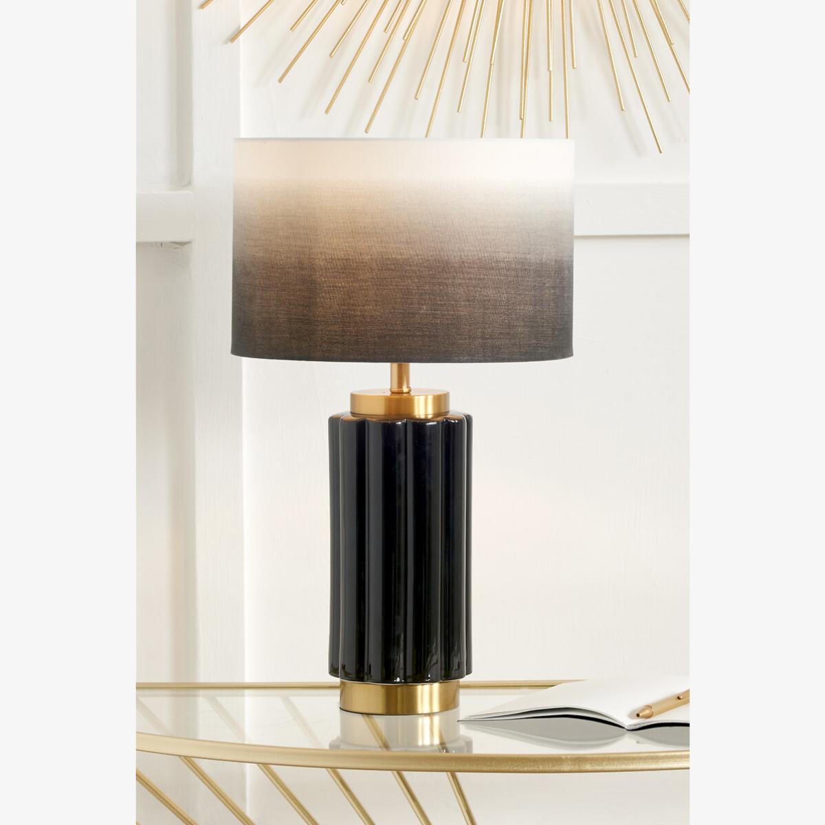 Leighton Scalloped Ceramic Table Lamp – image 1
