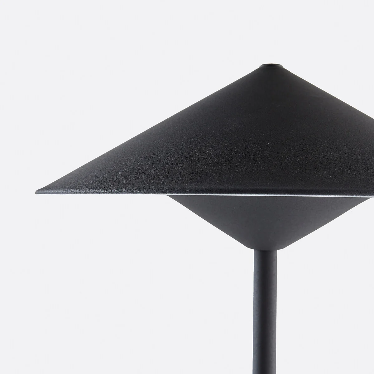 Coney Iron Lamp H128cm – image 5