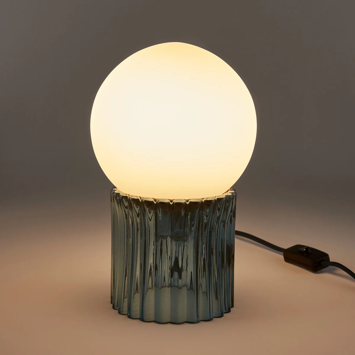 Dima Opaline & Coloured / Streaked Glass Lamp – image 3