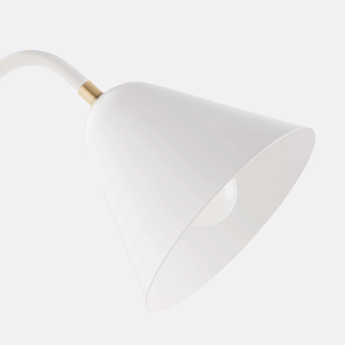 Copita Metal Table Lamp – image 3