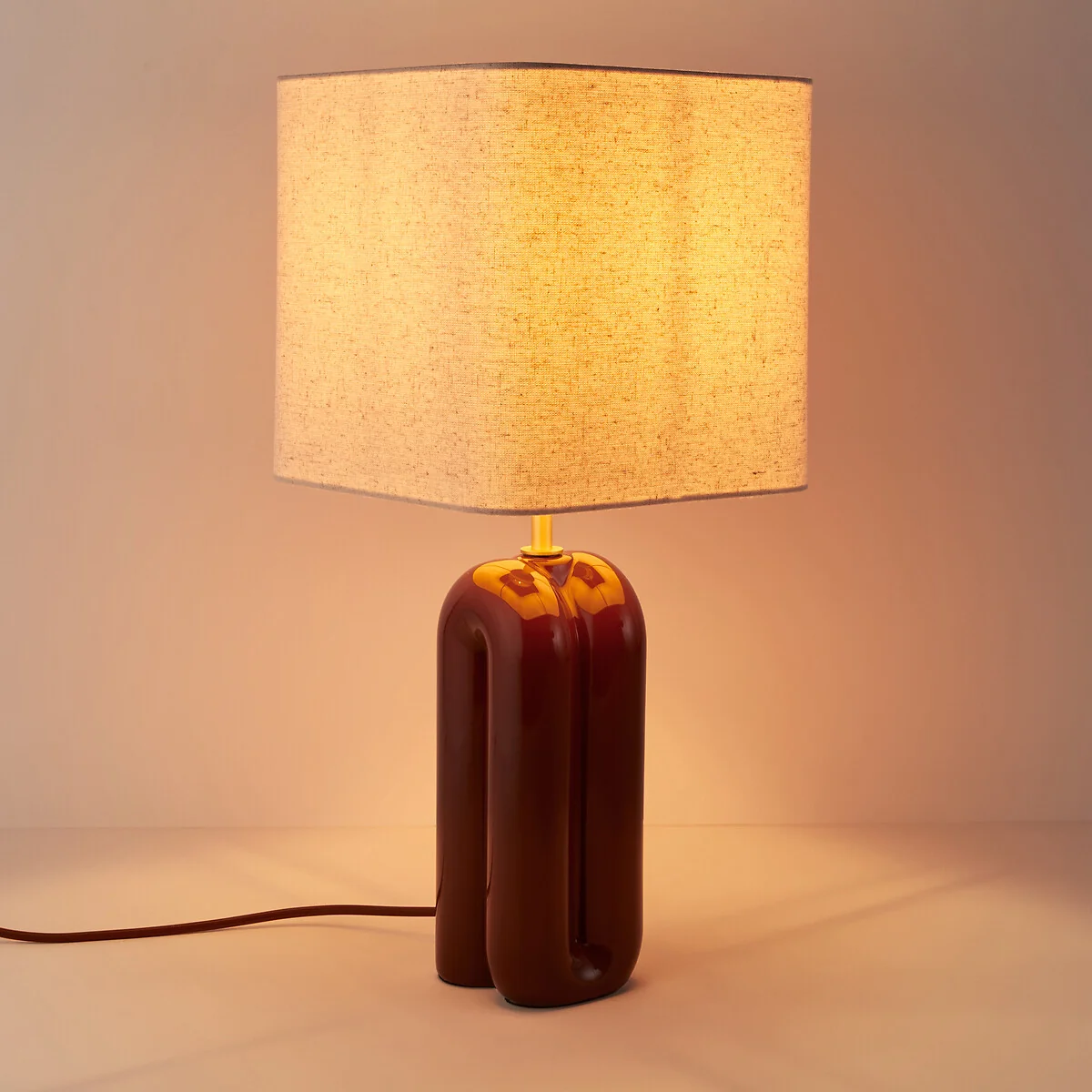 Malo Ceramic & Linen Table Lamp – image 3
