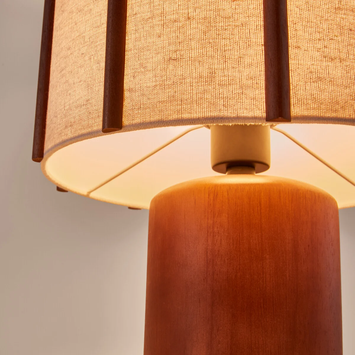 Vintela Rubber/Linen Table Lamp – image 4