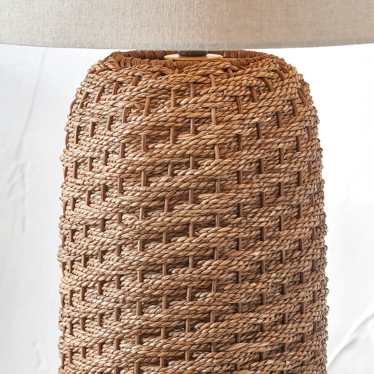 Adrian Woven Seagrass Floor Lamp – image 4