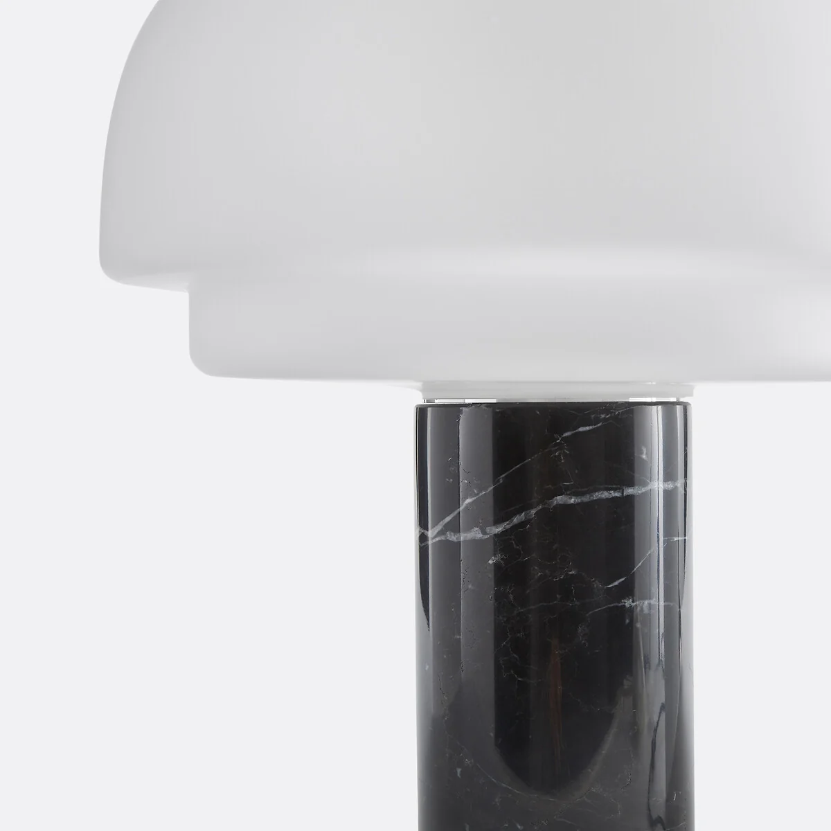 Agathilda Table Lamp in Opaline and Marble Height 43.1cm – image 4
