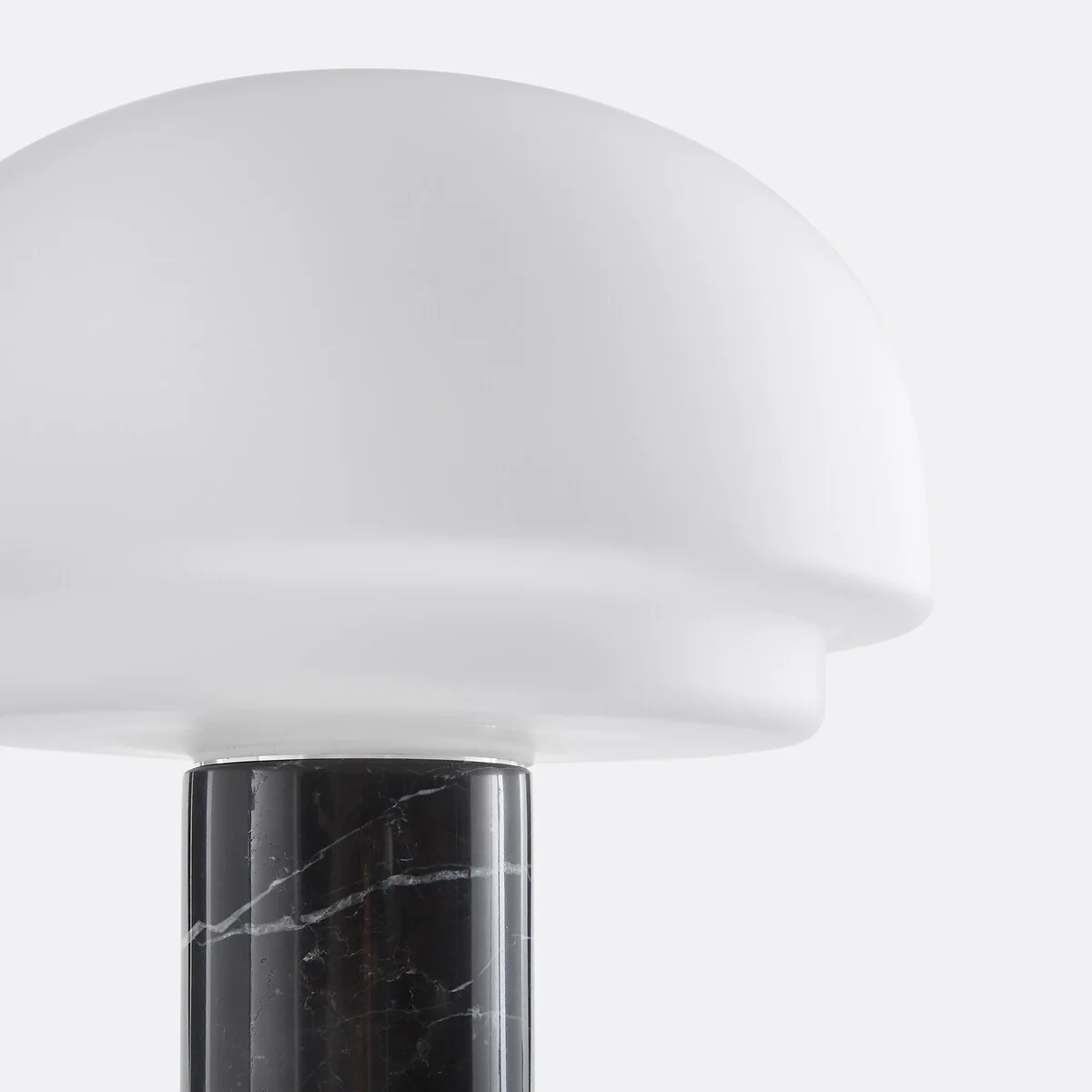 Agathilda Table Lamp in Opaline and Marble Height 43.1cm – image 5