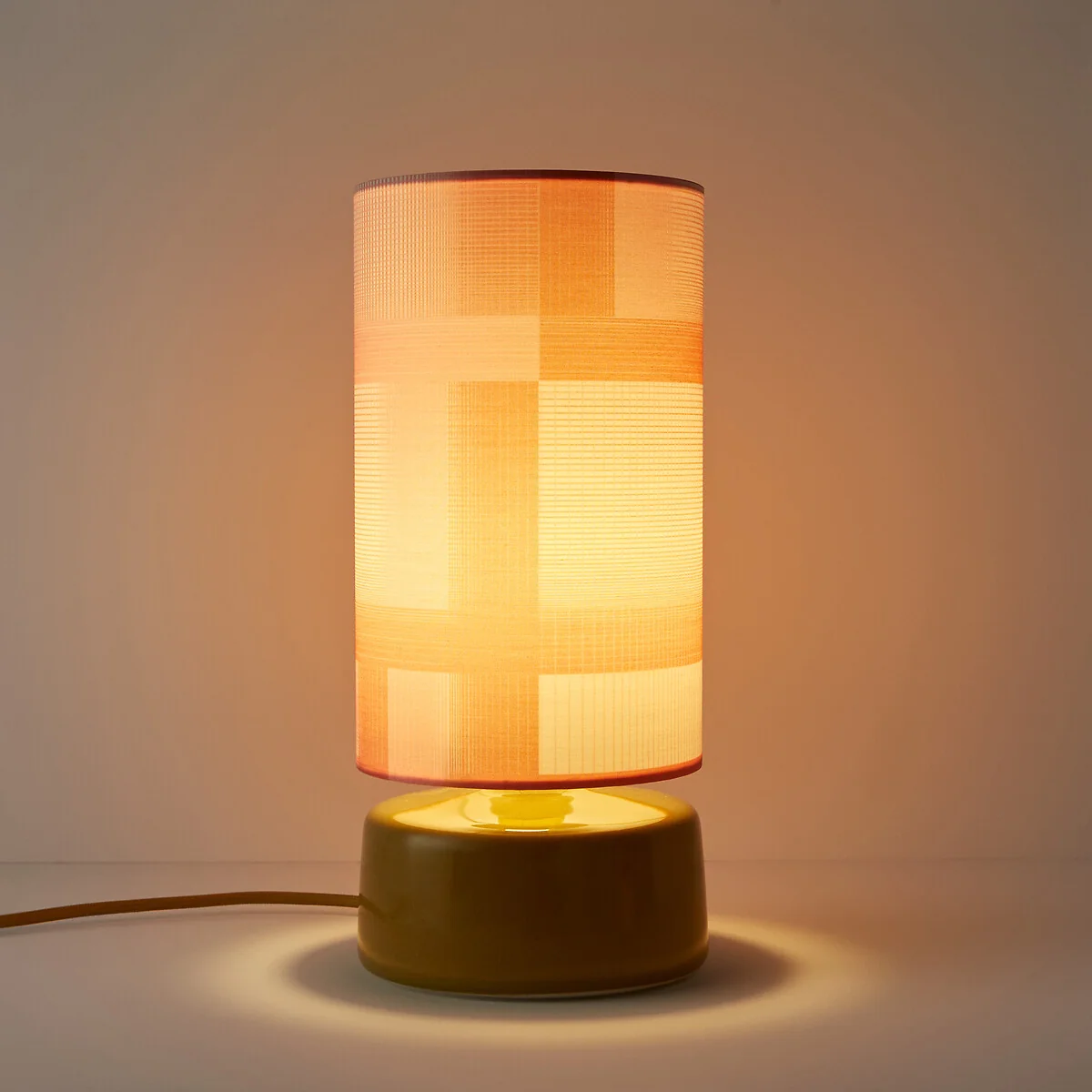 Echo Ceramic Table Lamp – image 3