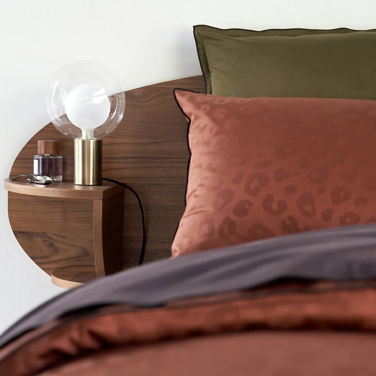 Arvin Brass & Glass Lamp – image 2