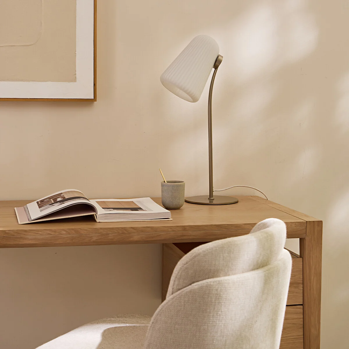 Fosca Fluted Opaline Lamp – image 3