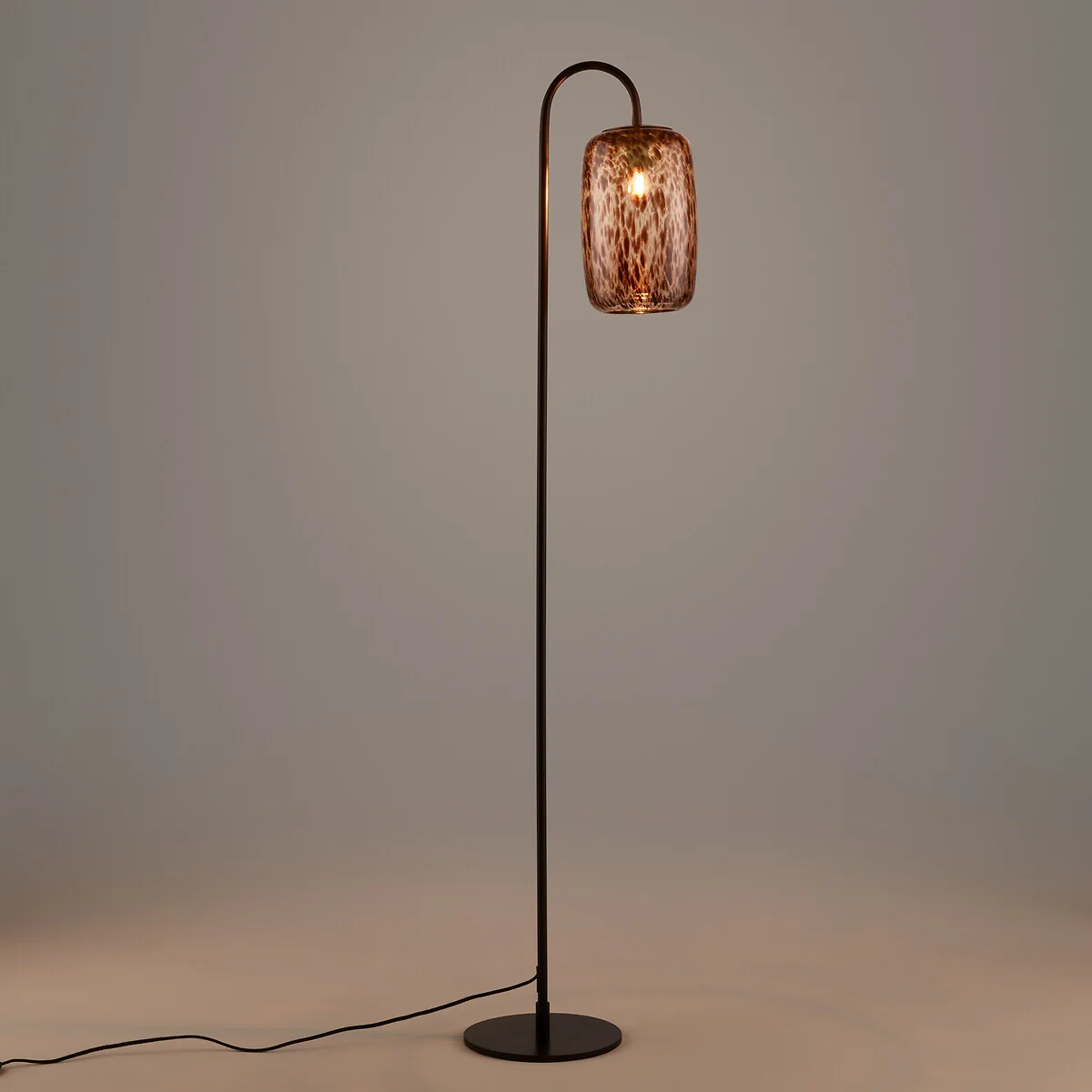 Toleco Metal & Amber Glass Floor Lamp – image 2
