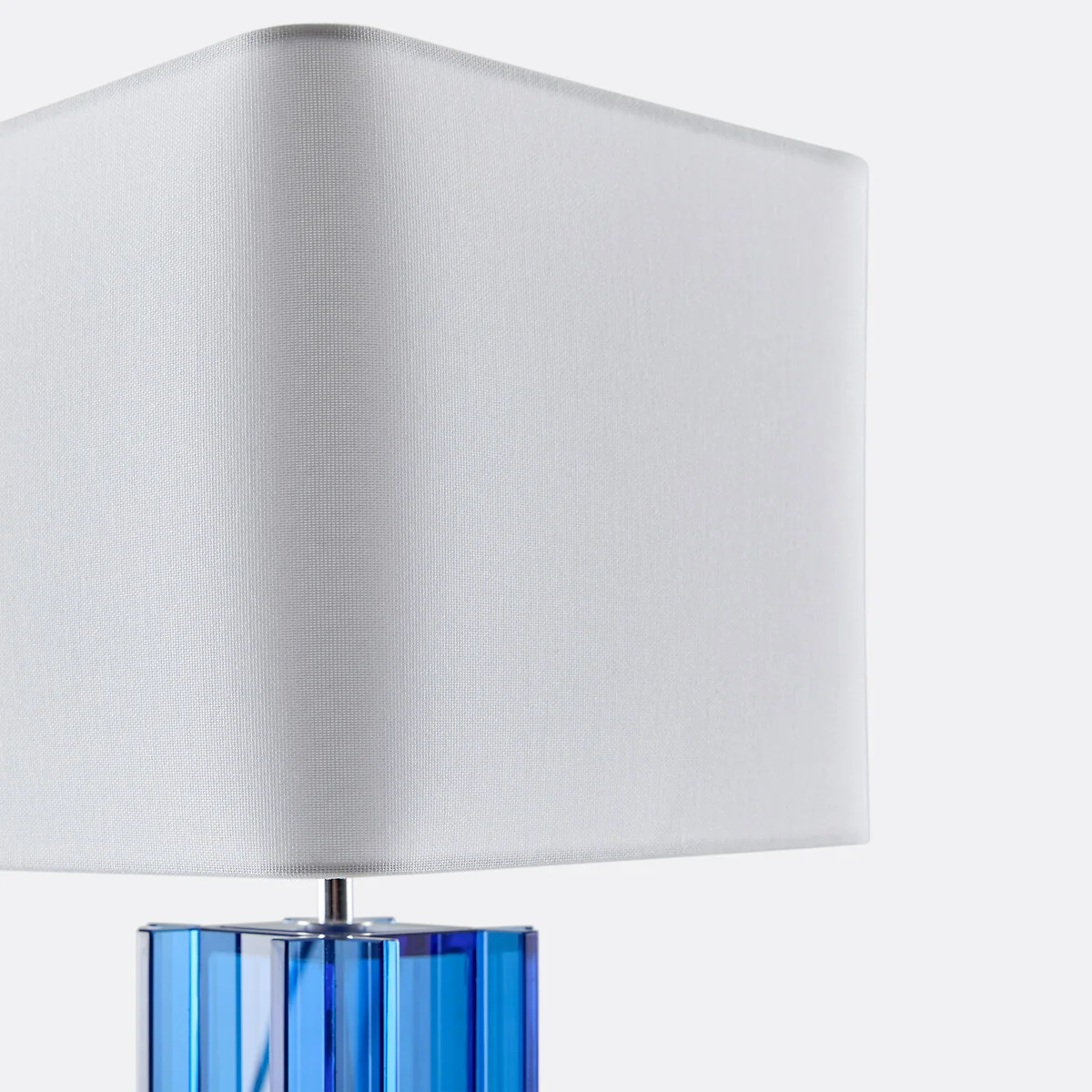 Bimo Table Lamp in Colourful Glass and Linen – image 6