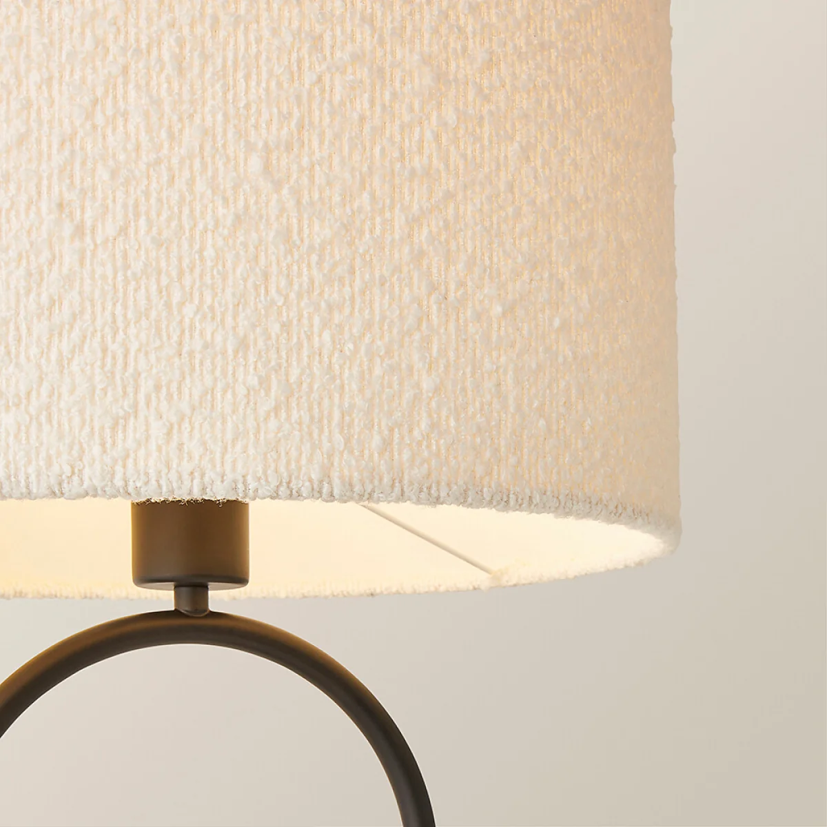 Aubrey Matte Black Oval Table Lamp with Boucle Drum Shade – image 4