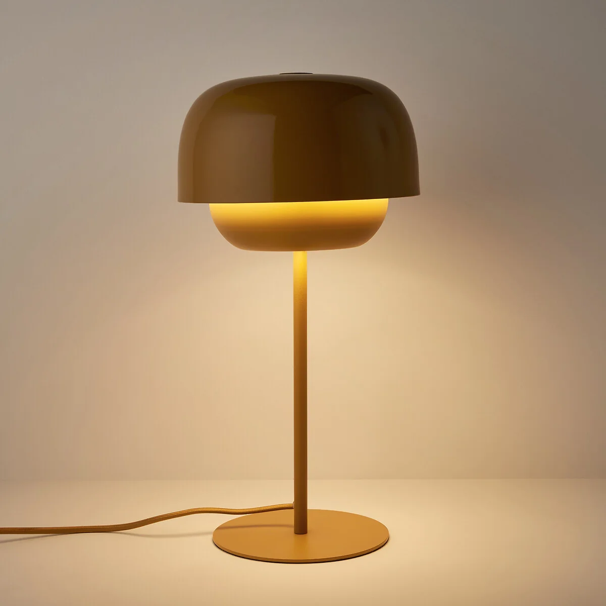 Kinoko Coloured Iron Lamp – image 3