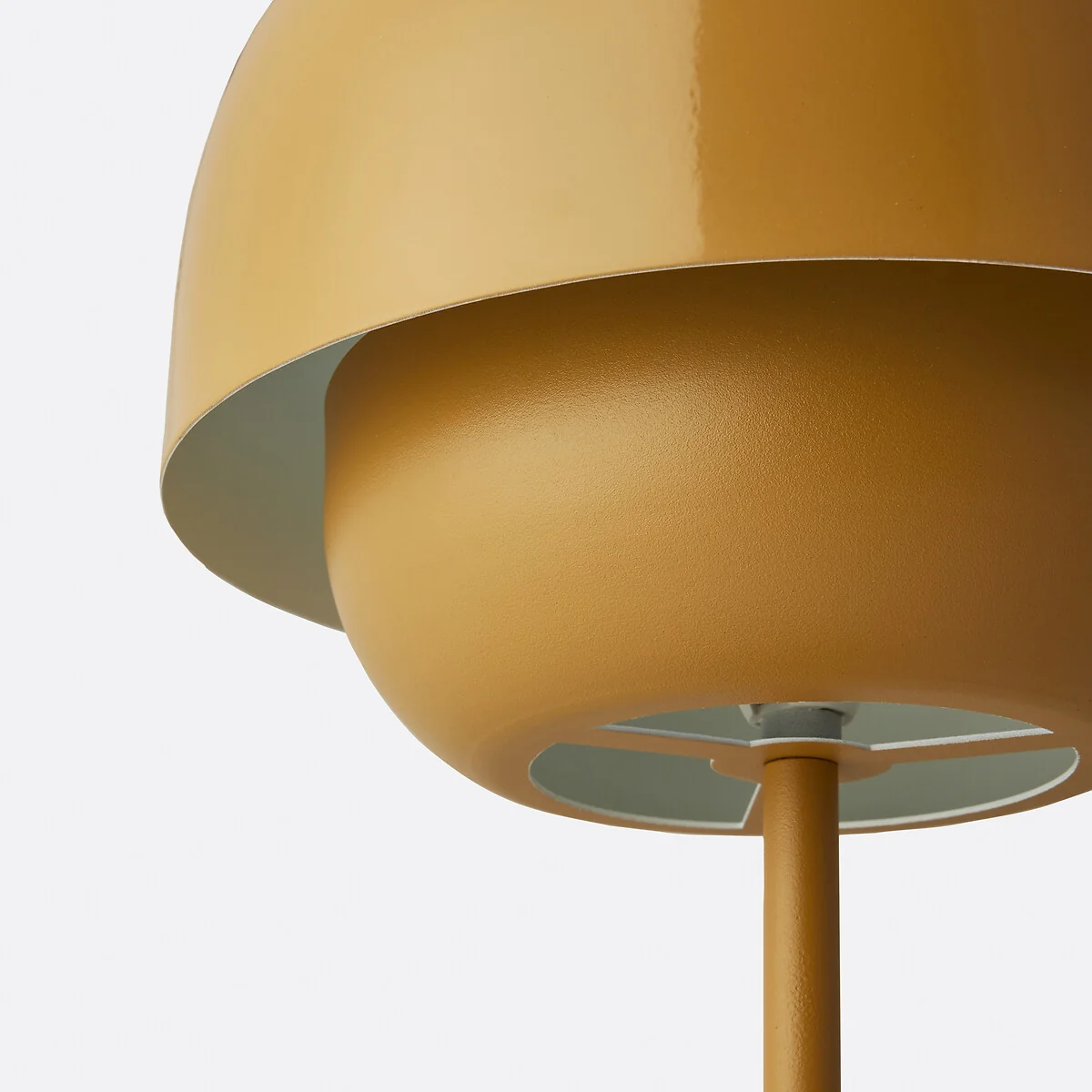 Kinoko Coloured Iron Lamp – image 5
