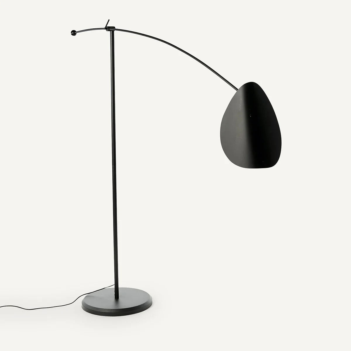 Funambule Arc Floor Lamp – image 7