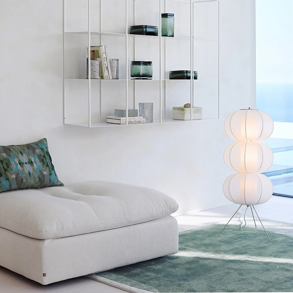 Satchi Mesh Lantern Floor Lamp – image 2