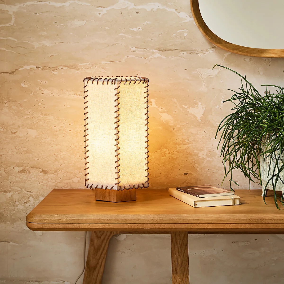 Sixta Table Lamp in Oak and Linen – image 2