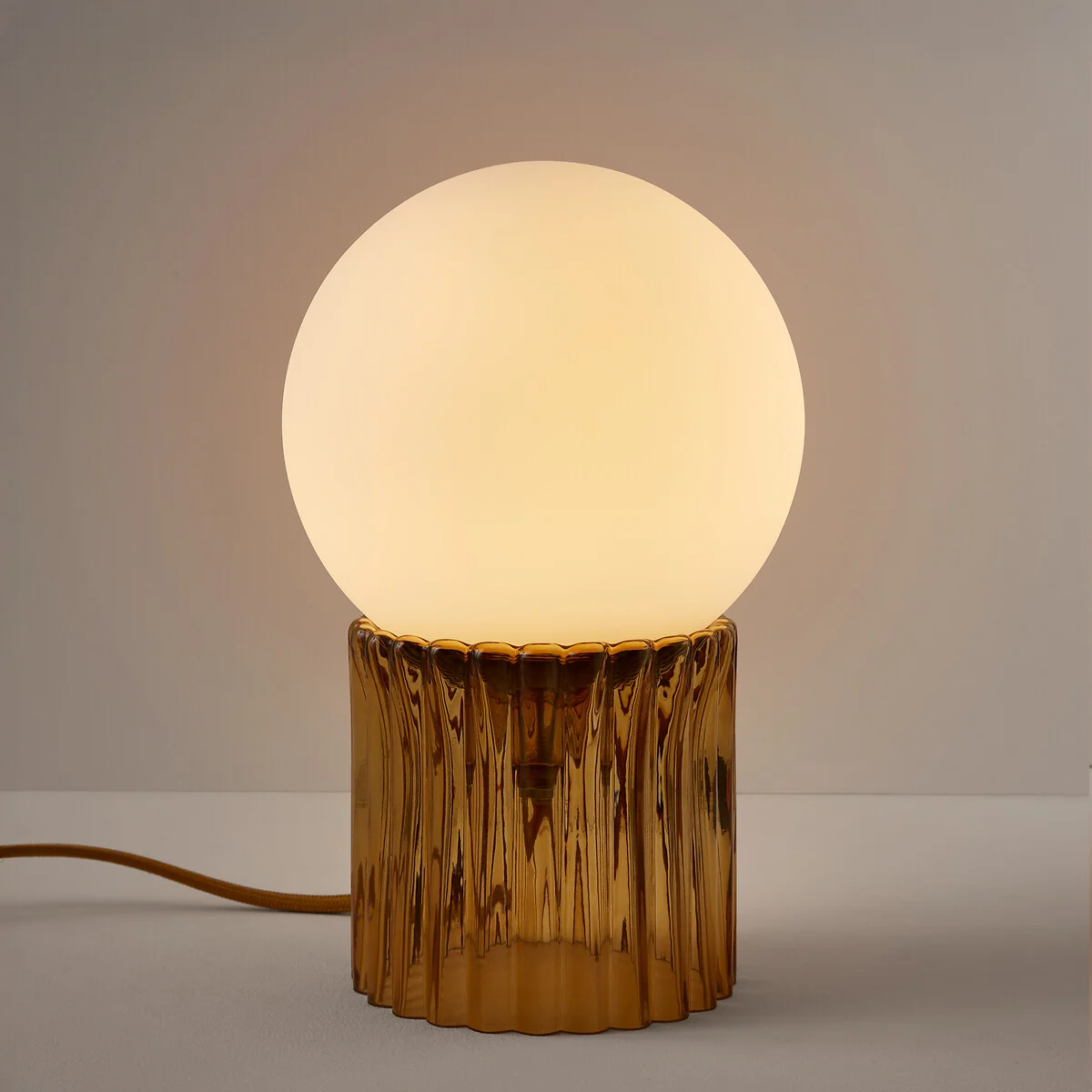Dima Opaline & Coloured / Streaked Glass Lamp – image 3