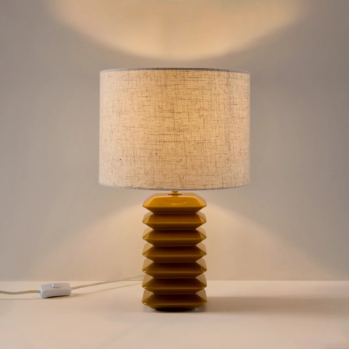 Table Lamp in Ceramic and Linen Remilo – image 4