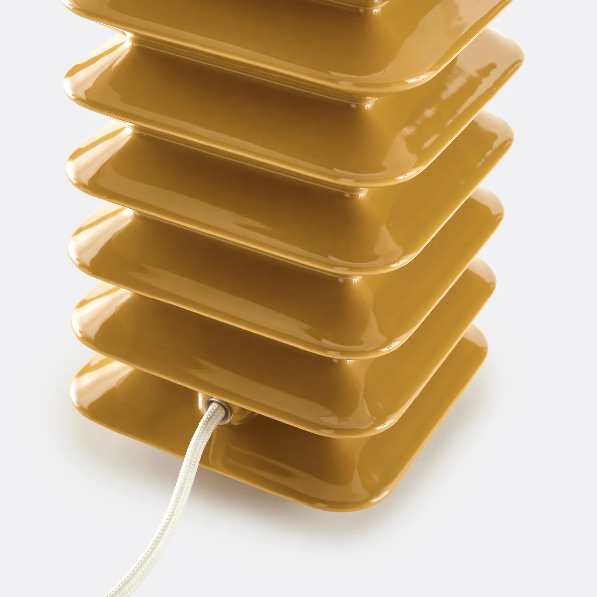 Table Lamp in Ceramic and Linen Remilo – image 7