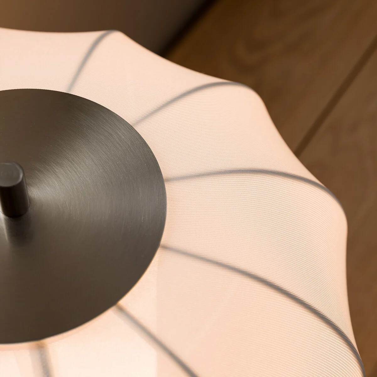 Satchi Mesh Lantern Table Lamp – image 4