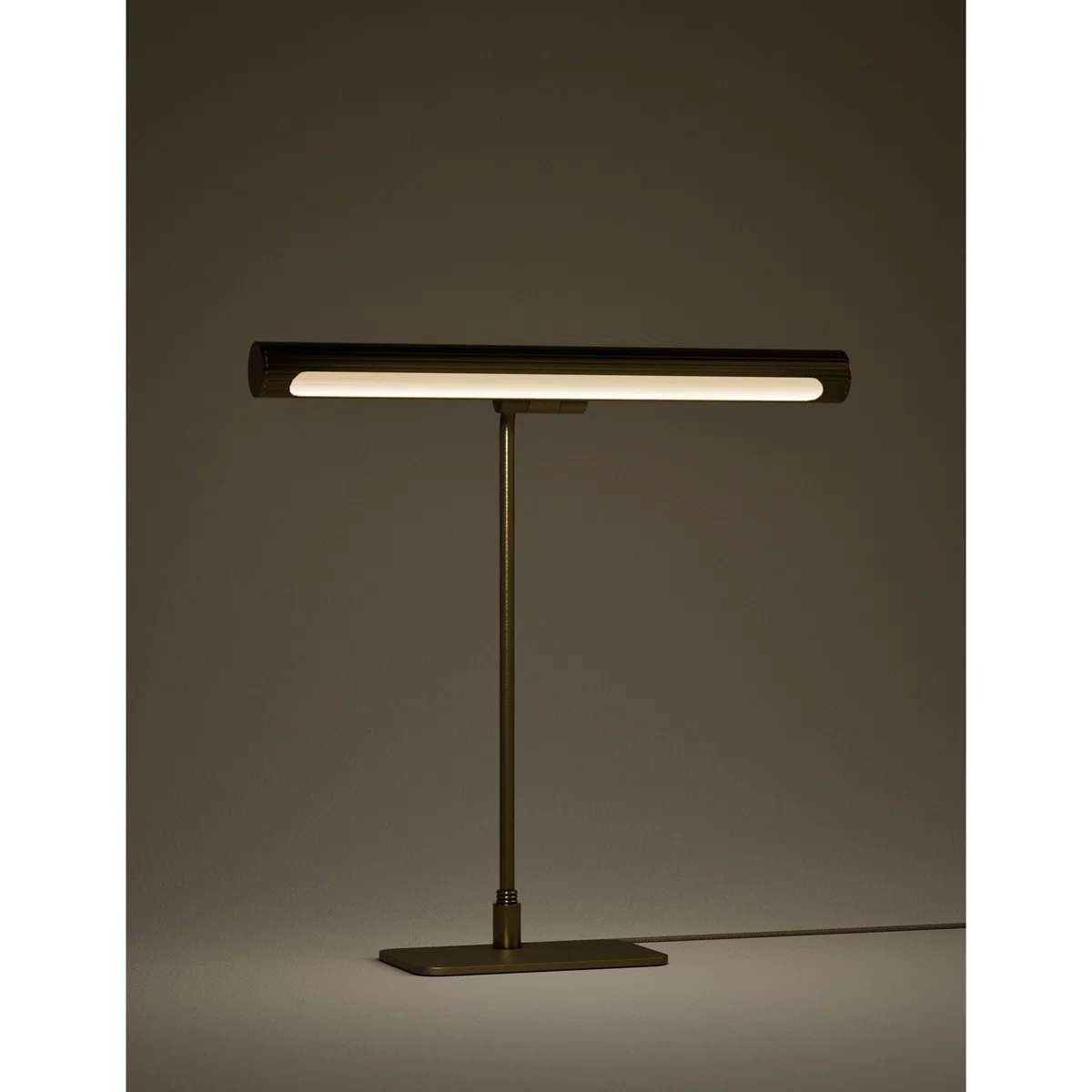 M&S Reeded Metal Banker's Light Antique Brass – image 2