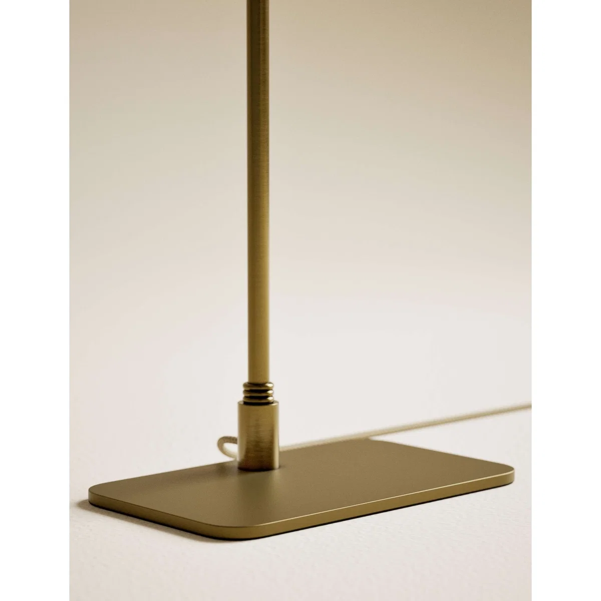 M&S Reeded Metal Banker's Light Antique Brass – image 4