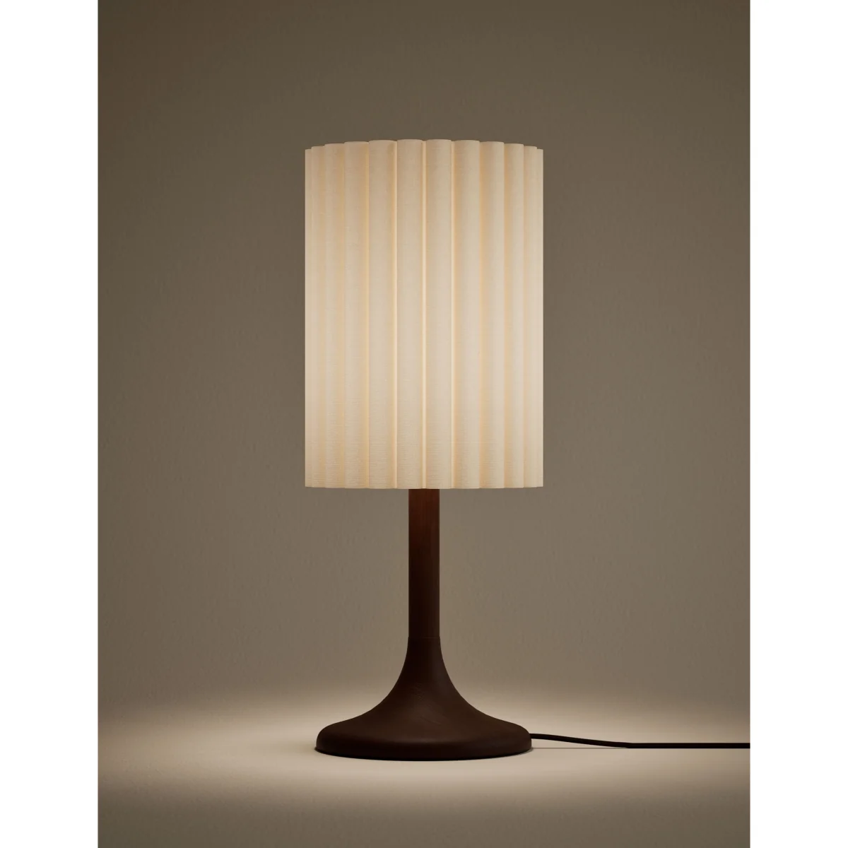 M&S Scalloped Shade Wooden Base Tall Table Lamp Brown – image 2