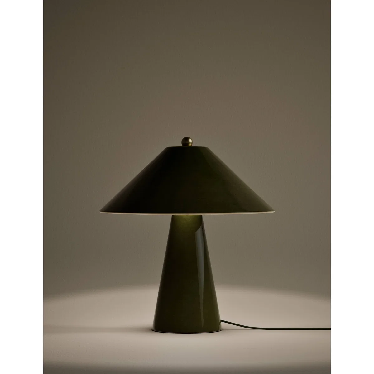 M&S Ceramic Table Lamp Green – image 3