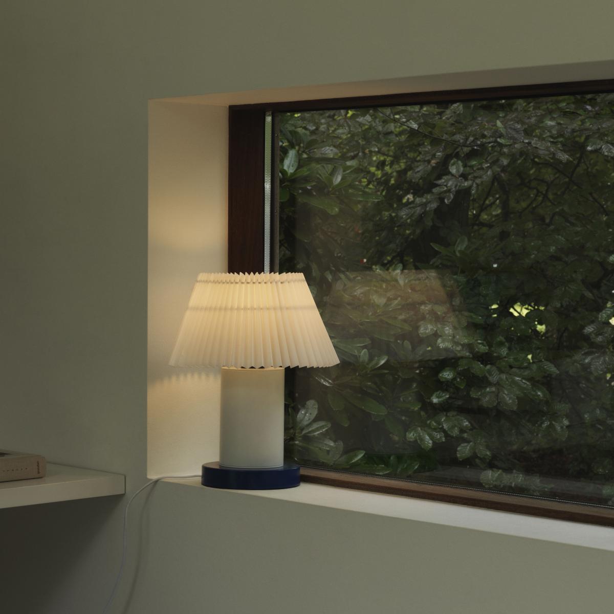 Cellu Table lamp metal blue - Normann Copenhagen – image 2