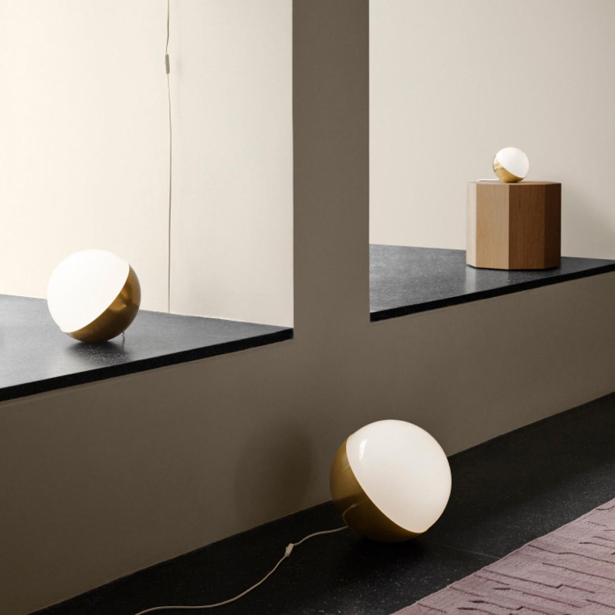 VL Studio Lamp glass gold metal - Louis Poulsen – image 3
