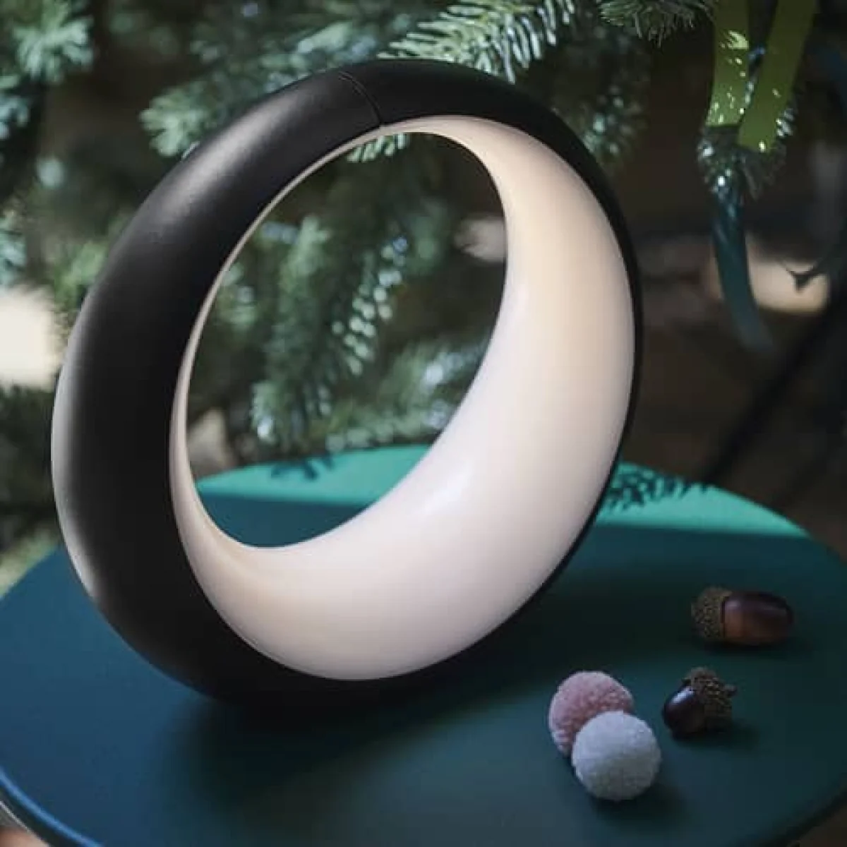 Hoopik LED Wireless rechargeable lamp metal black / Ø 24 cm - Fermob – image 3