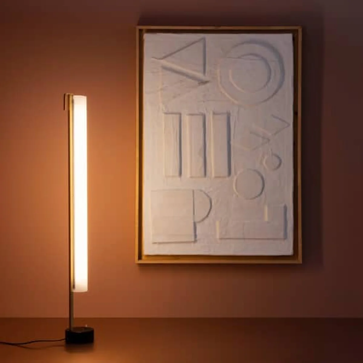 G54 Floor lamp plastic material white / LED - 1959 Reissue, Pierre Guariche - SAMMODE STUDIO – image 5