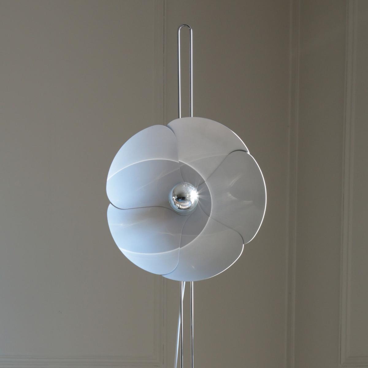 2093-150 Floor lamp metal white / 2 flowers - Olivier Mourgue, 1967 - DISDEROT – image 5
