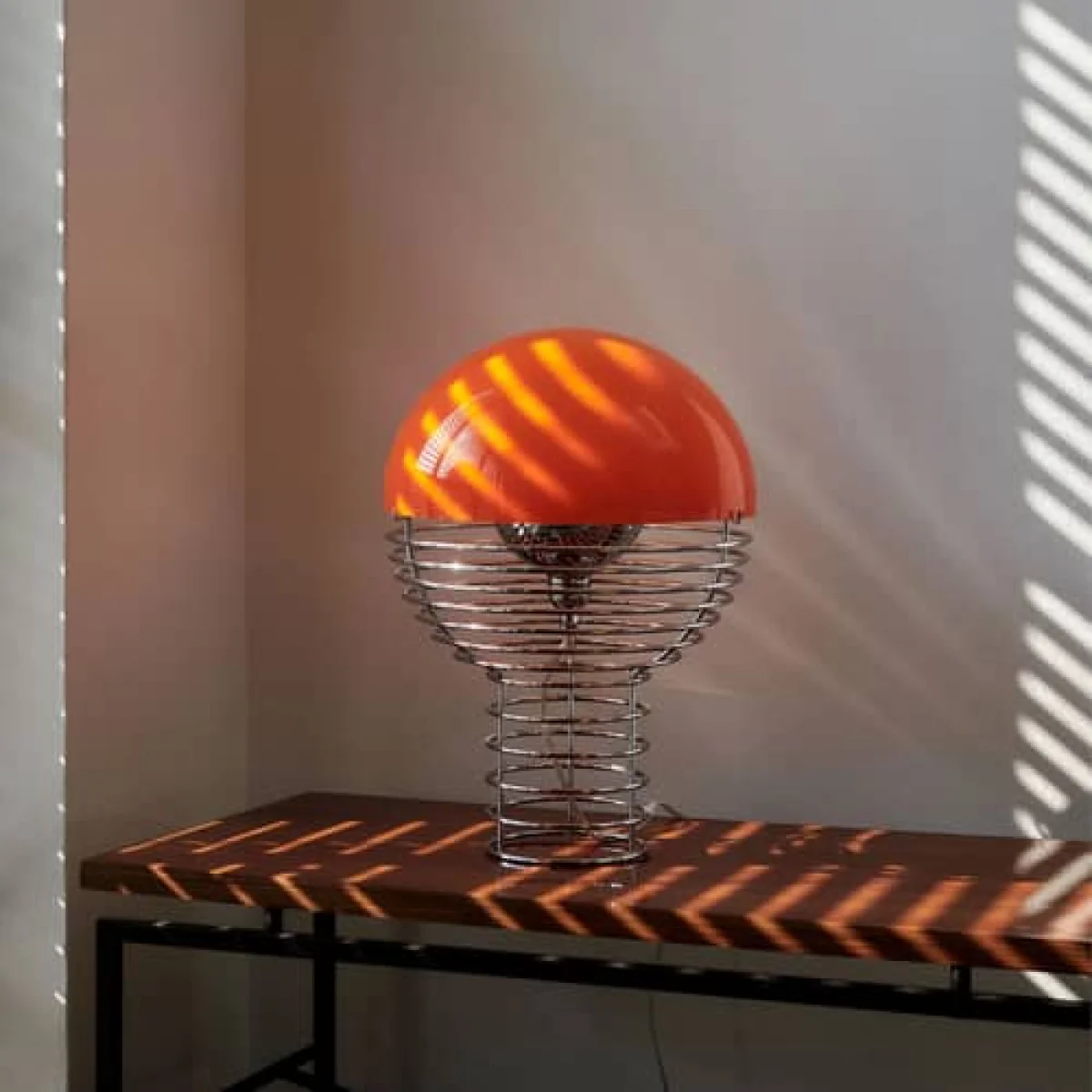 Wire Table lamp metal orange / Ø 40 x H 54 cm - Verner Panton, 1972 - Verpan – image 2