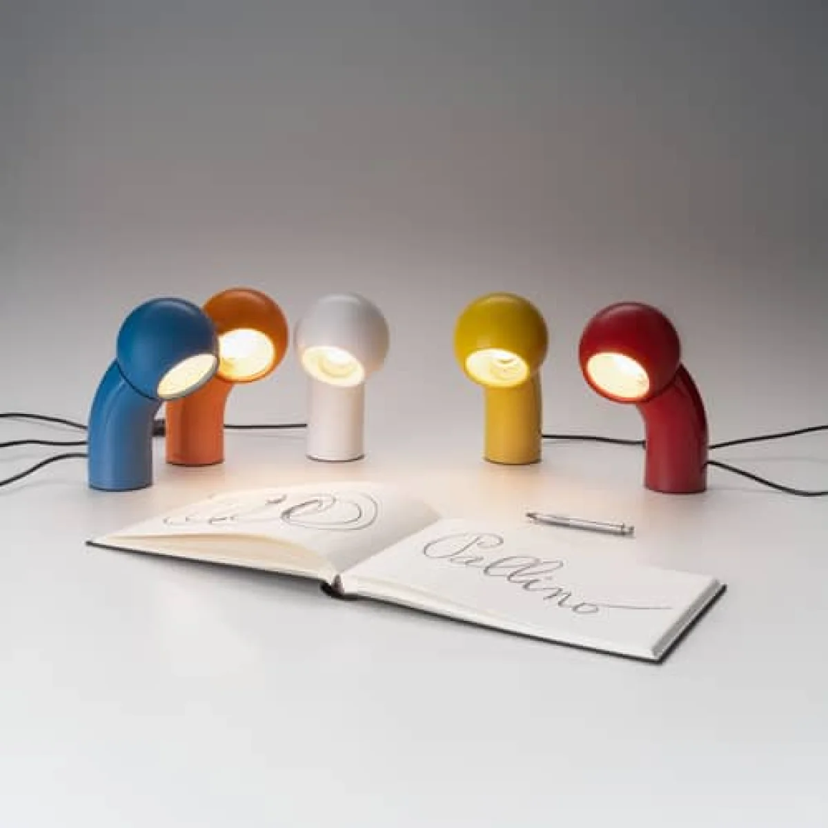 Pallino Table lamp metal white / Reissue 70 - Orientable - Martinelli Luce – image 5