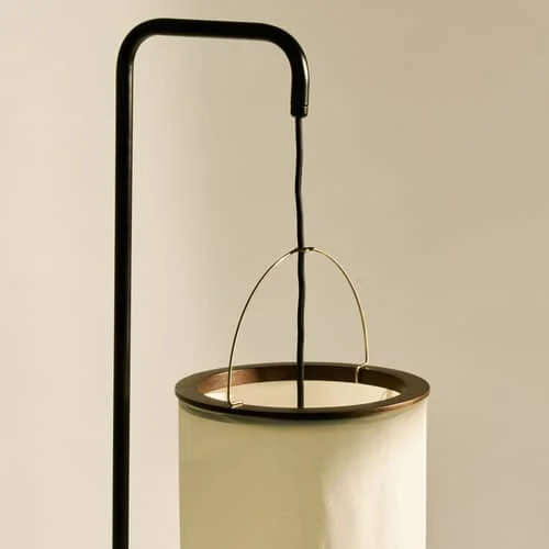Silk Lantern Floor lamp textile beige / Natural Silk - 1951 - Gubi – image 9